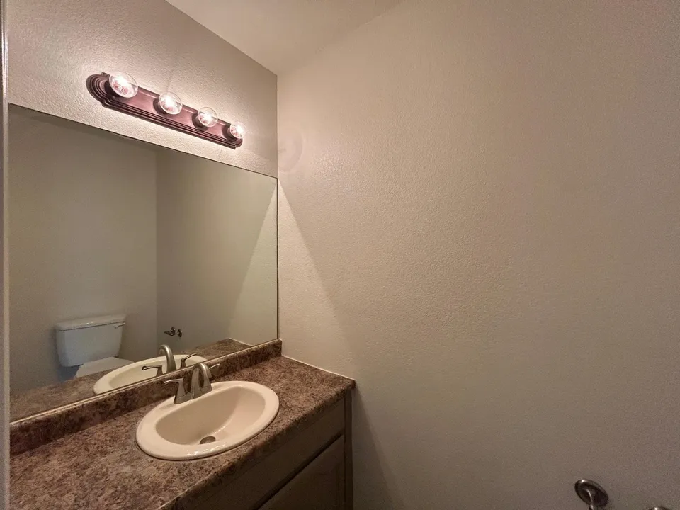 4248-Dorel-Dr-Apt-102E_Laredo_TX_78043_M76308-86855