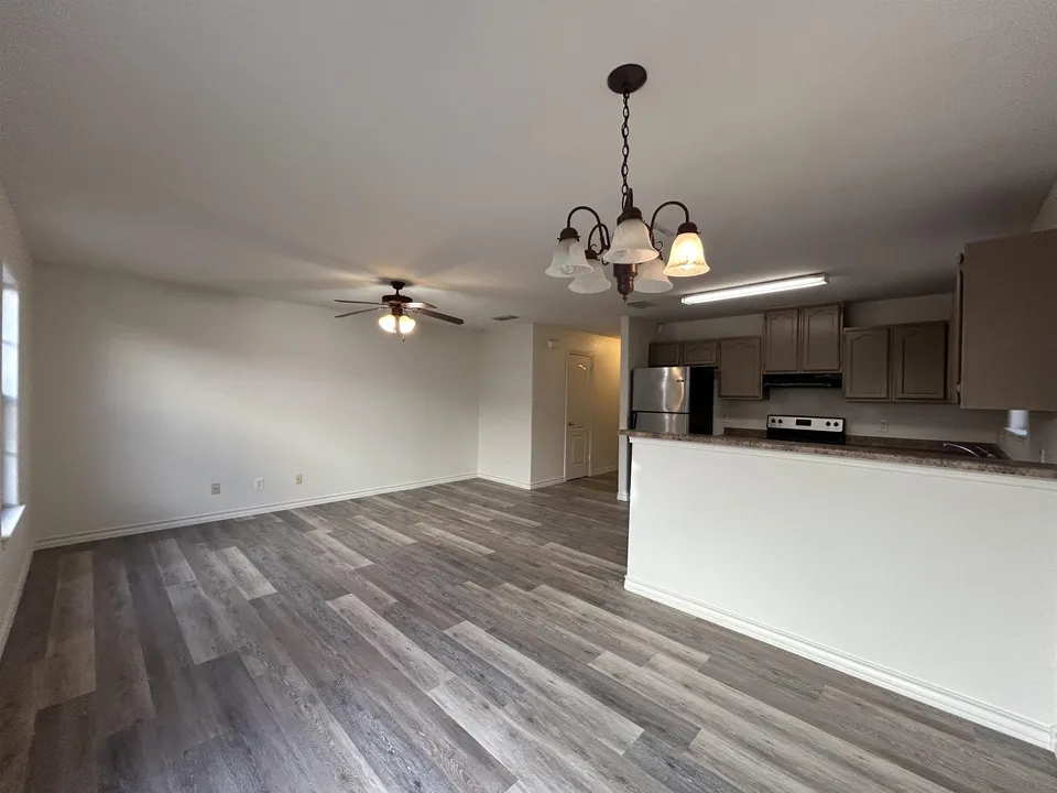 4248-Dorel-Dr-Apt-102E_Laredo_TX_78043_M76308-86855